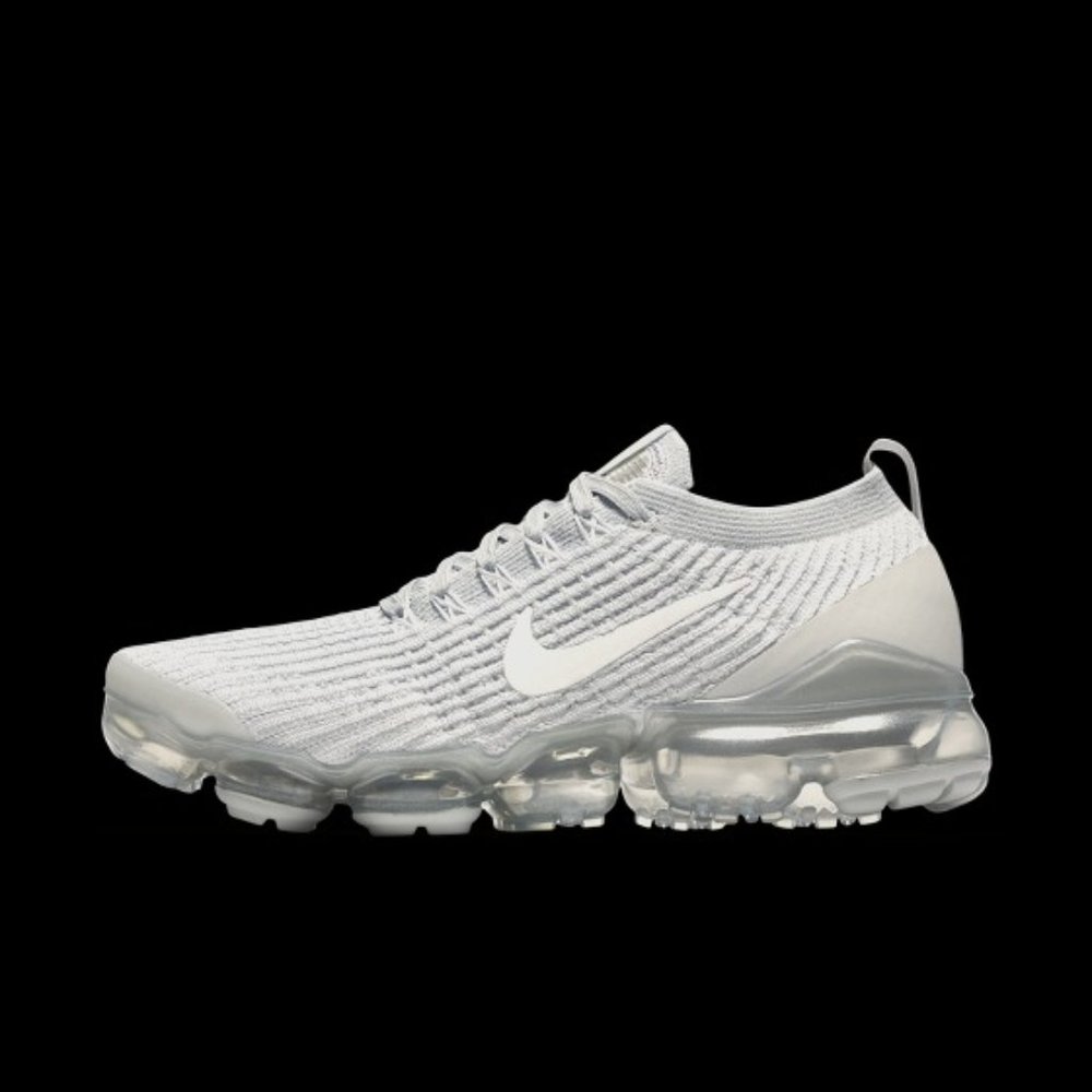 Nike Air VaporMax Flyknit (M 10 / W 11.5)